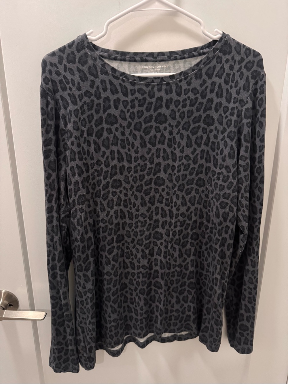 Simons Gray Black Leopard-Print Long Sleeve Tee